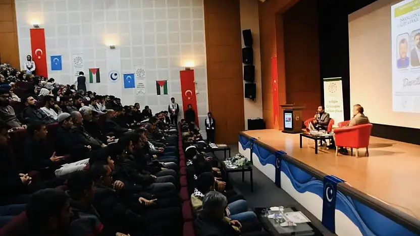 Adıyaman'da insanlığın gözyaşları Gazze ve Doğu Türkistan paneli düzenlendi