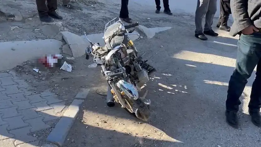 Adıyaman'da motosiklet ile otomobil çarpıştı: 1 yaralı