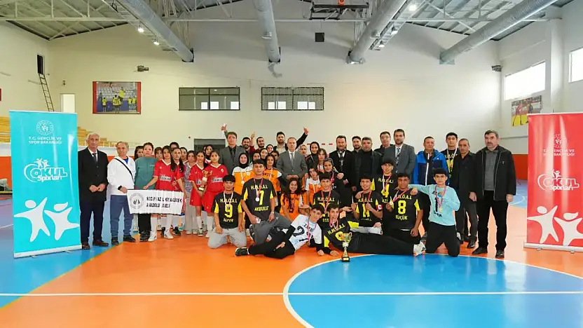 Adıyaman'da Okullar arası Futsal turnuvası sona erdi