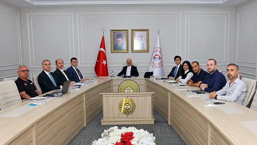 Adıyaman'da Vali Yardımcıları değerlendirme toplantısı gerçekleştirildi