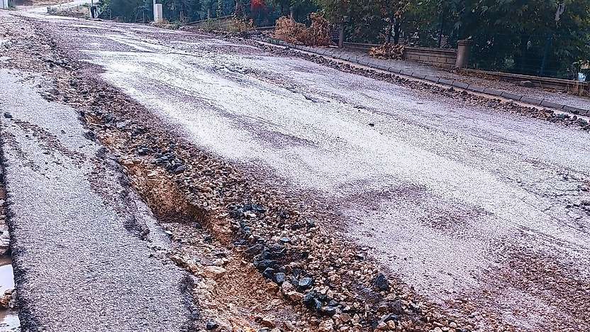 Adıyaman Gölbaşı'nda Sel Felaketi! Karayolunda Hasar Oluştu