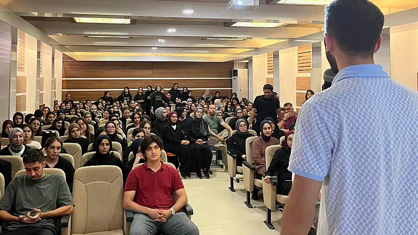 Adıyaman Önder, Şampiyonlarla İmam Hatipli gençleri buluşturdu