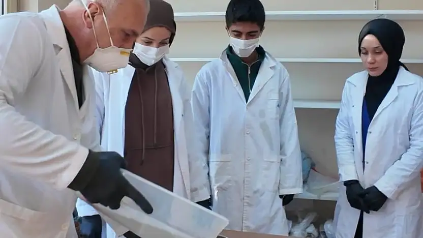 Adıyaman Üniversitesinden Çiftçilere Toprak Analizi Desteği