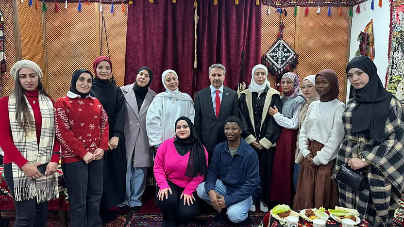 Alkayış'tan üniversiteli gençlere mesaj