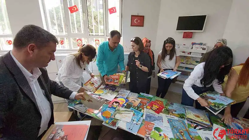 Ankara'da ki eğitimcilerden depremzede çocuklara gönül köprüsü