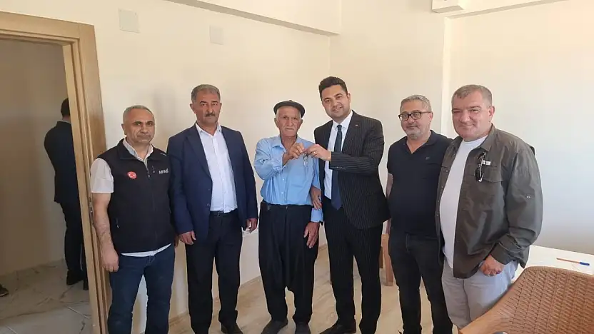 Aşağı Nasırlı köyünde kalıcı deprem konutları anahtar teslimi yapıldı
