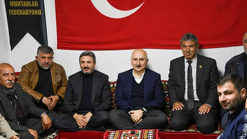 Bakan Karaismailoğlu ve Bakan Yardımcısı Aydın muhtarlarla bir araya geldi