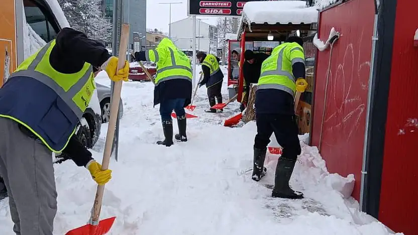 Başkan Yıldırım'dan belediye personellerine teşekkür