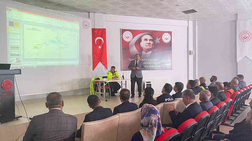 Besni'de kış tedbirleri toplantısı düzenlendi
