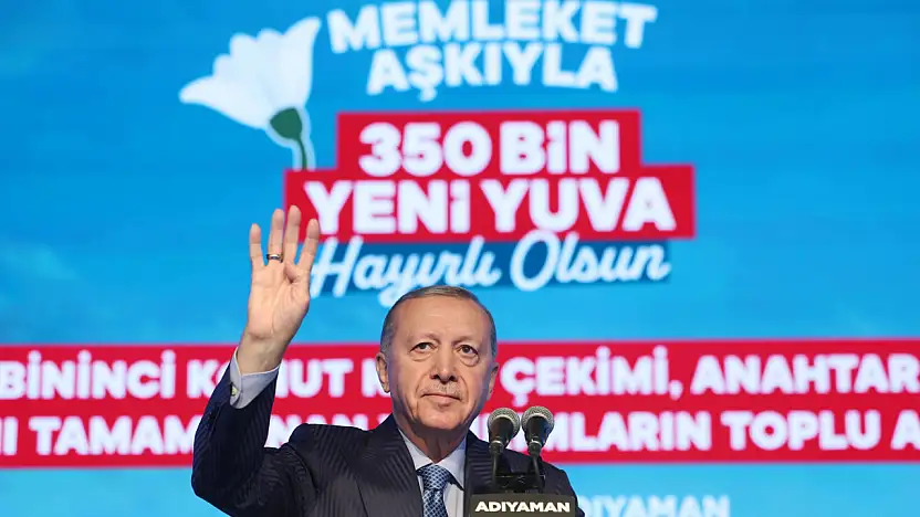 Cumhurbaşkanı Erdoğan: Anka kuşu misali milletçe küllerimizden yeniden doğduk