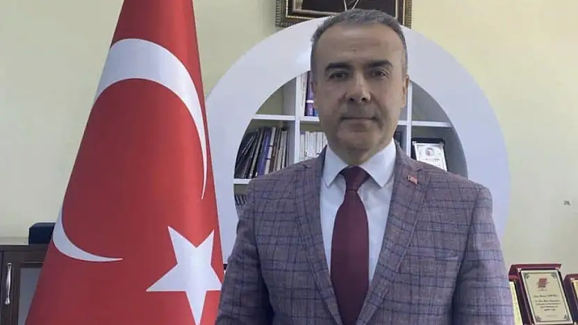 Demirel: Öğretmenlerimizin 24 Kasım Öğretmenler Günü'nü gönülden kutluyorum