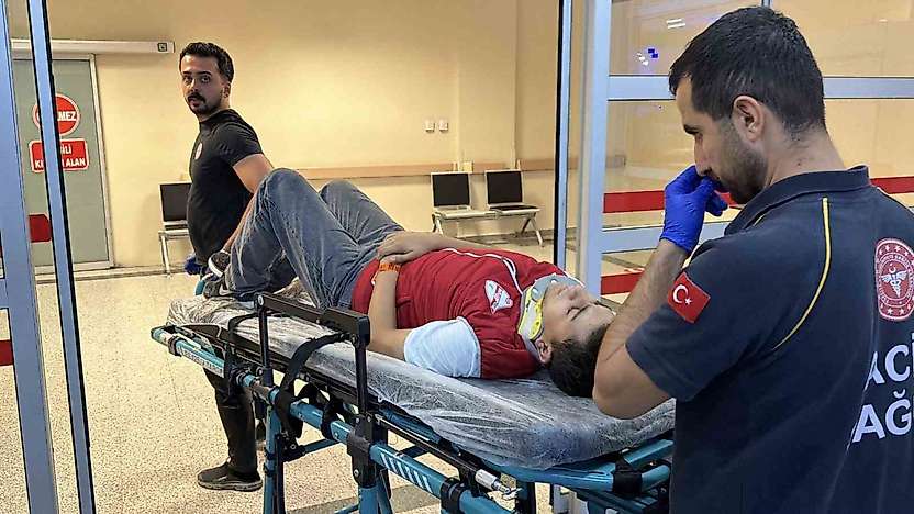 Devrilen elektrikli bisikletin sürücüsü yaralandı