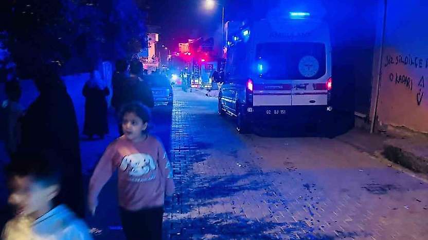 Kahta'da Bir Evde Yangın Çıktı