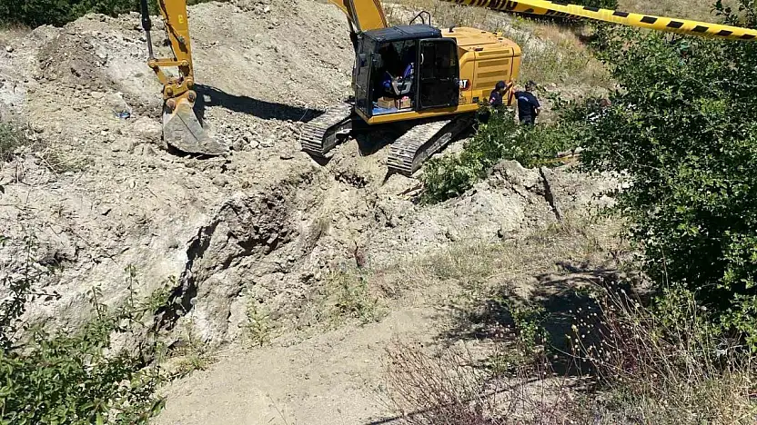 Göçük altında kalan kişi hayatını kaybetti