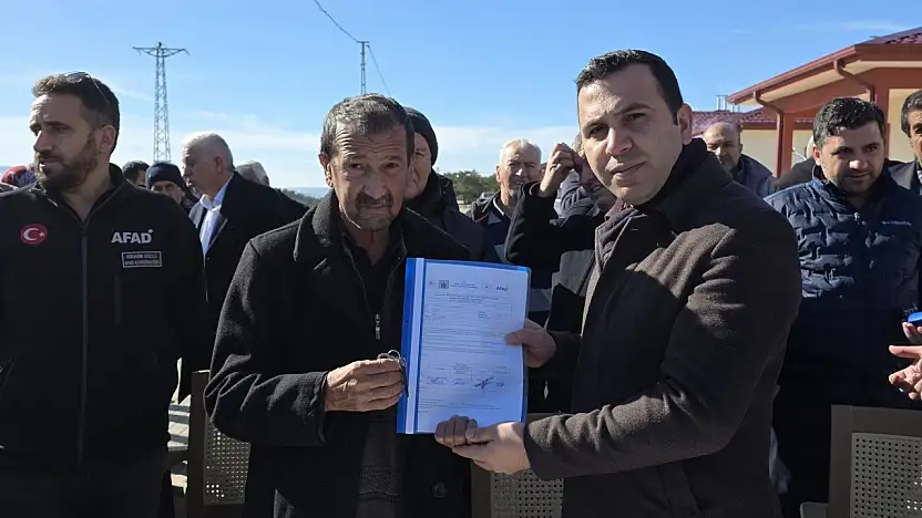 Gölbaşı Meydan Köyünde 82 konut anahtarı ailelere teslim edildi