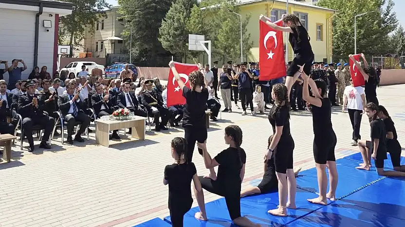 Gölbaşı'nda 30 Ağustos Zafer Bayramı coşkuyla kutlandı