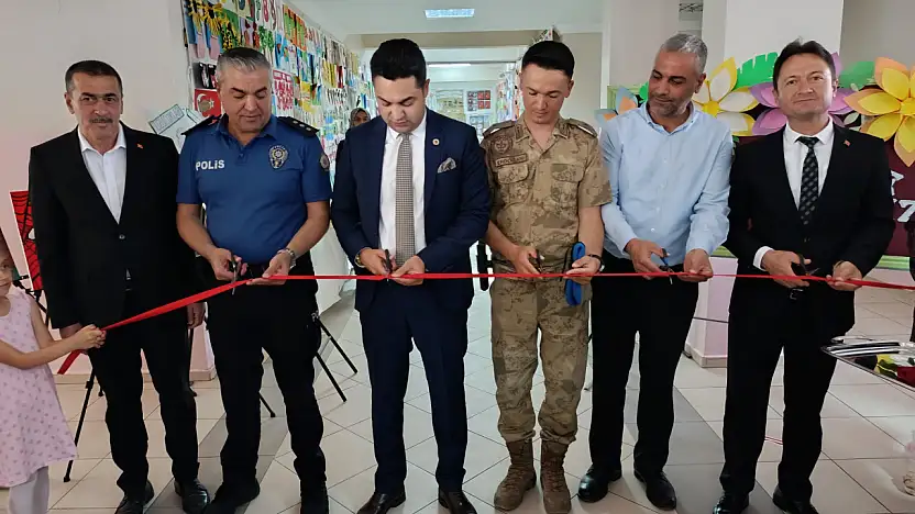 Gölkent okulu öğrencilerinden yıl sonu sergisi