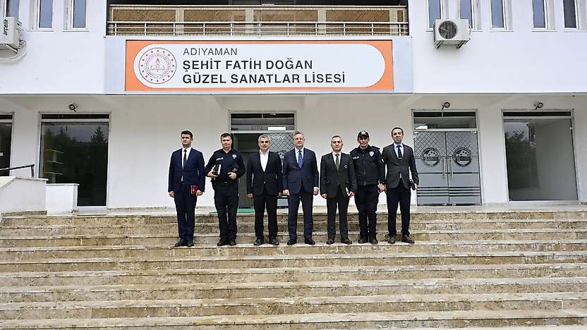 İl Emniyet Müdürü Nazman okullarda görevli personel ve okul müdürlerini ziyaret etti
