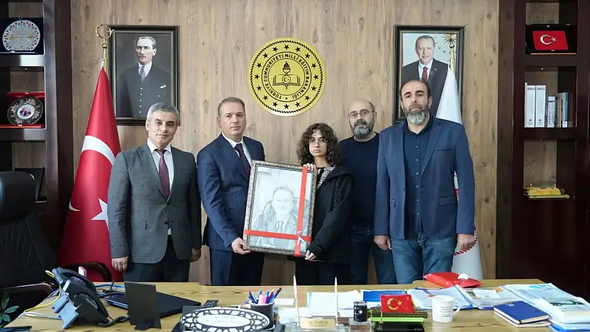 İl Müdürü Torun'a sürpriz hediye