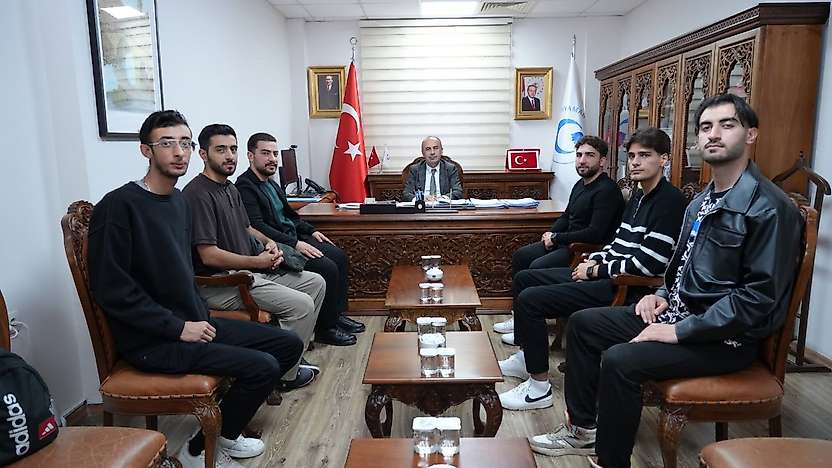 İyiliğin Geleceği Topluluğu öğrencileri Rektör Keleş ili bir araya geldi