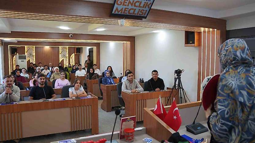Kahta'da Gençlik Meclisi'nden İlham Veren Buluşma