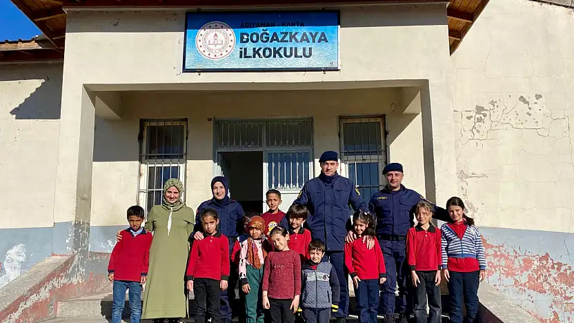 Kahta'da Jandarma'dan okullarda sosyal faaliyet etkinliği