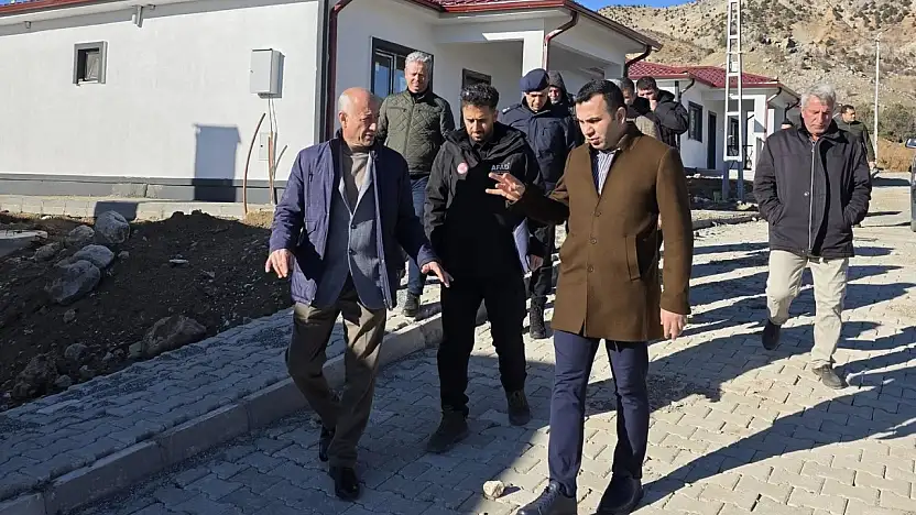 Kaymakam Algın Çataltepe Köyü Deprem Konutlarını inceledi