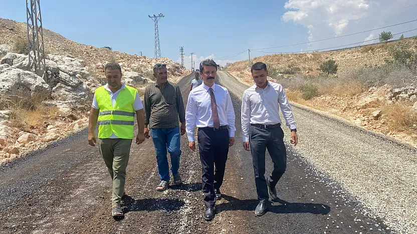 Kaymakam Aslan, yol yapım çalışmalarını yerinde inceledi