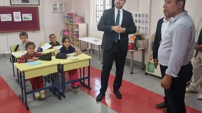 Kaymakam Seyhan Gedikli ve Karaburun köylerini ziyaret etti