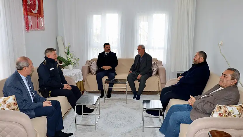 Kaymakam Soysal'dan şehit ailesine ziyaret