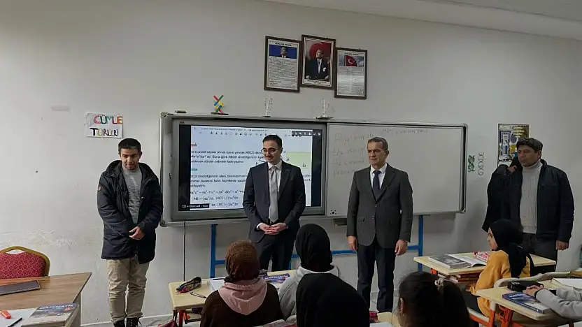 Kaymakam Yıldız öğrencilerle bir araya geldi