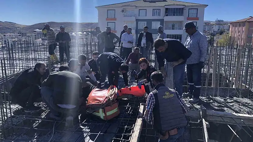 Kırılan pompa parçasının altında kalan işçi yaralandı