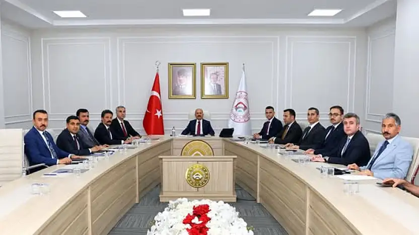 Kırsalda devam eden çalışmaların ele alındığı değerlendirme toplantısı yapıldı