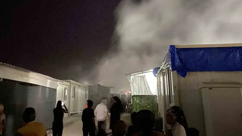 Adıyaman'da konteyner kentte çıkan yangın paniğe neden oldu
