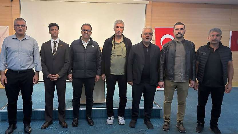 Mardin Artuklu Üniversitesi Öğretim Üyesi Deniz ve Allak'lıdan Başkan Fırat'a ziyaret