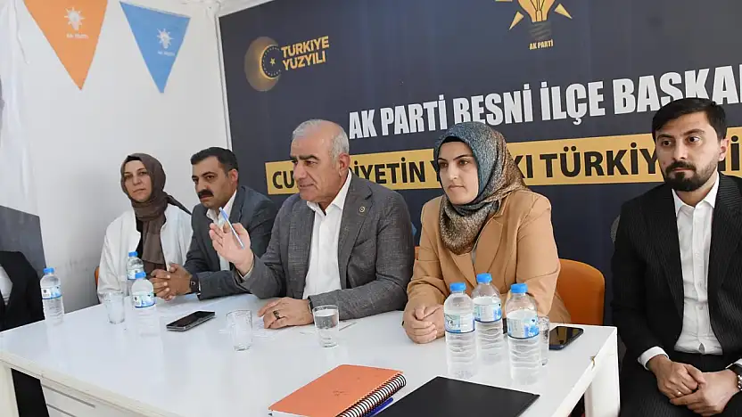 Milletvekili Özhan, Besni AK Parti İlçe teşkilatıyla bir araya geldi