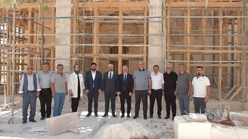 Milletvekili Özhan Besni Kurşunlu Cami inşaatında incelemelerde bulundu