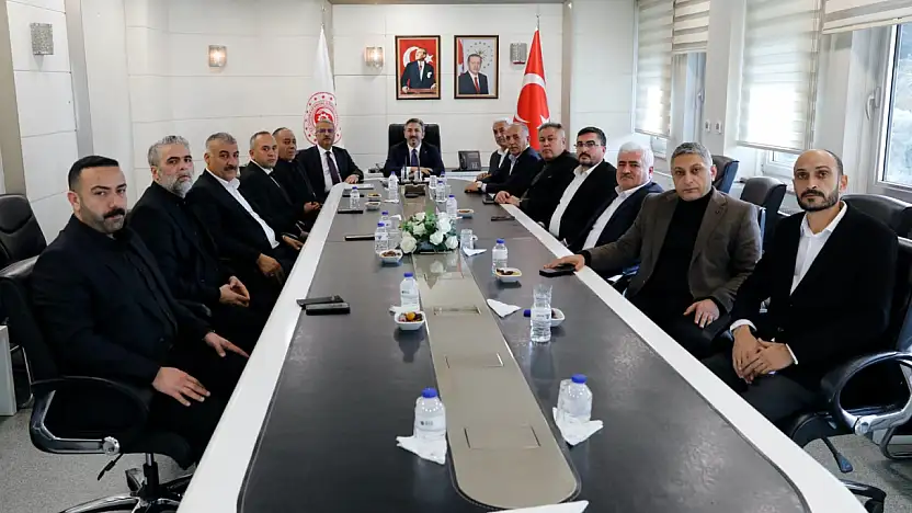 Oda başkanları Bakan yardımcısı Aydın ve milletvekilleriyle bir araya geldi