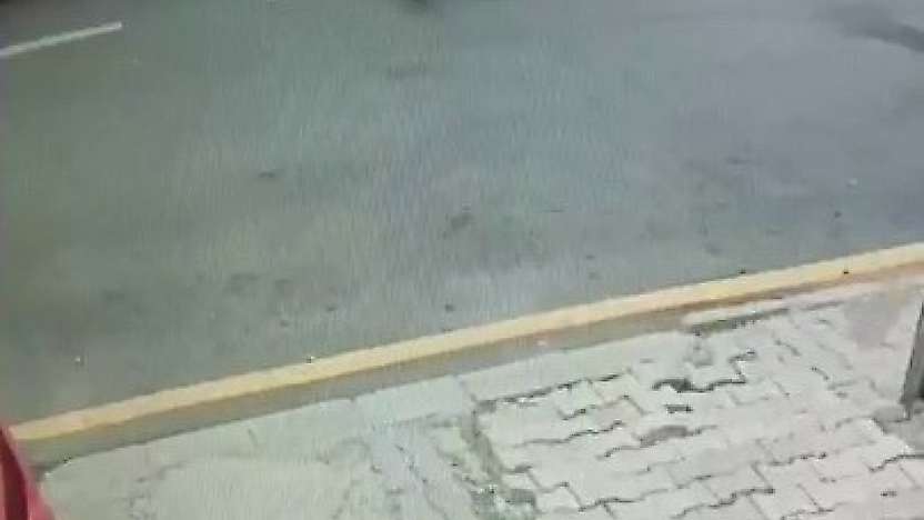 Kahta'da otomobilin çarptığı öğrenci yaralandı
