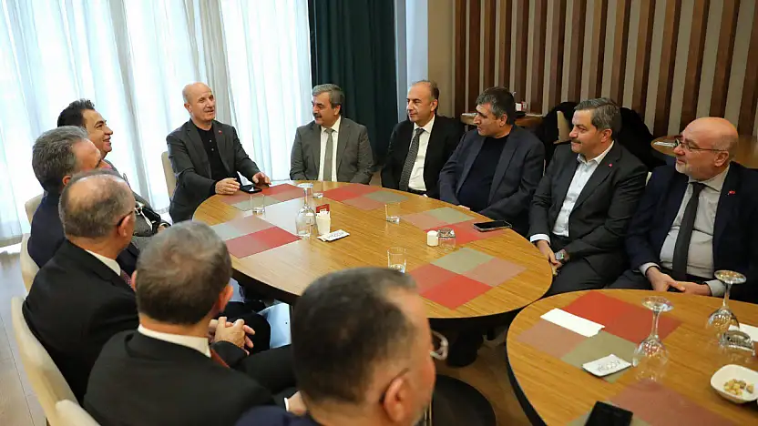 Rektör Keleş, Sivas'ta düzenlenen istişare toplantısına katıldı