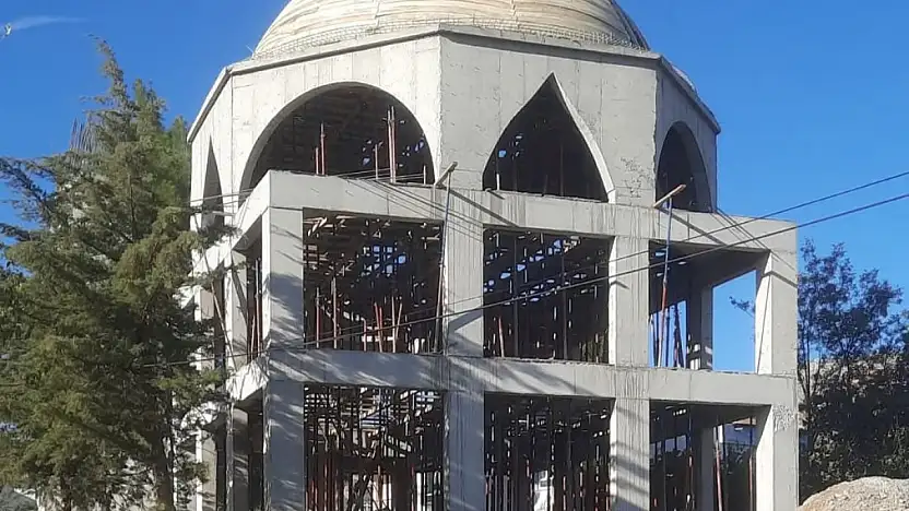Sincik'te depremde yıkılan cami için yardım çağrısı