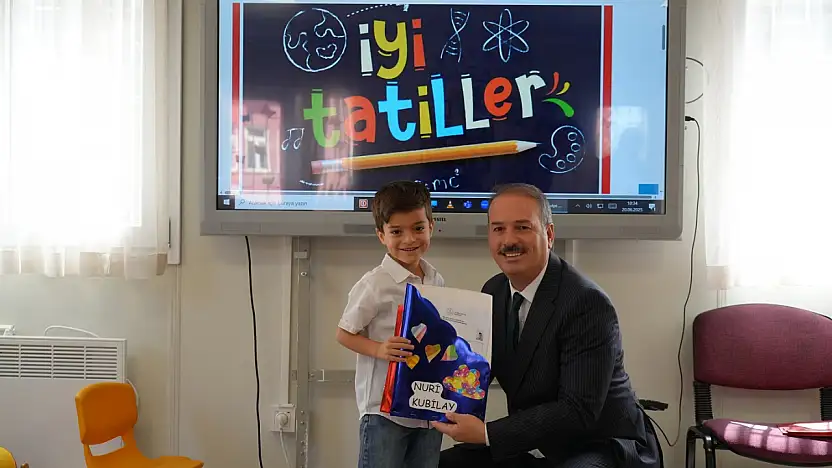 Tosun: 'Öğrencilerimize huzurlu, sağlıklı ve verimli bir yaz tatili diliyorum'