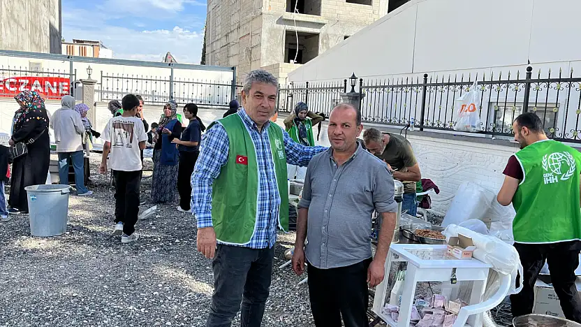 Turgut Reis Mahalle sakinlerinden Gazze'ye yardım kermesi