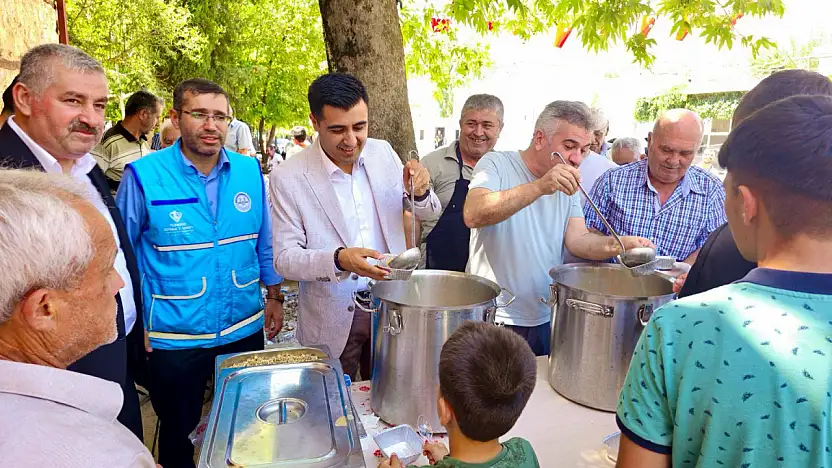 Tut ilçesinde Aşure programı düzenlendi