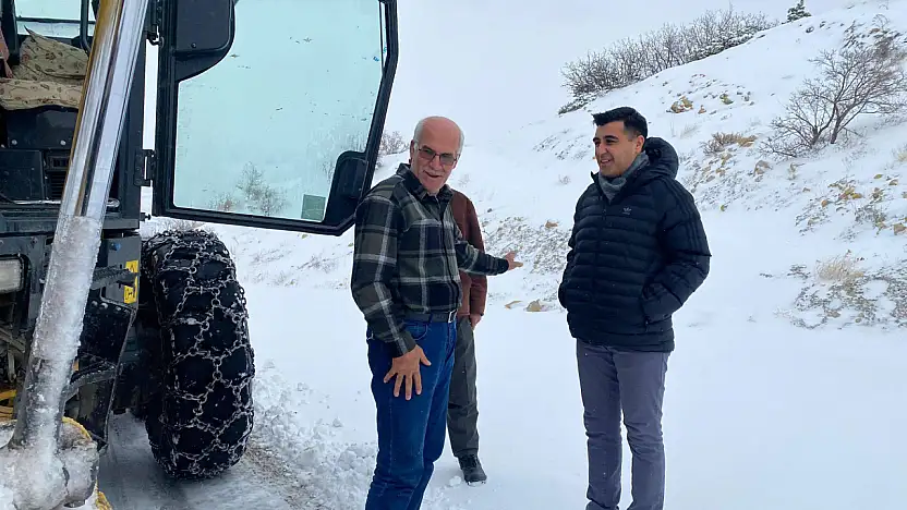 Tut ilçesinde karla mücadele devam ediyor