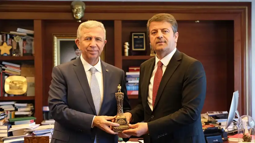 Tutdere: Bu girişimler Mansur Başkanımızı adaletli duruşundan vazgeçiremeyecektir