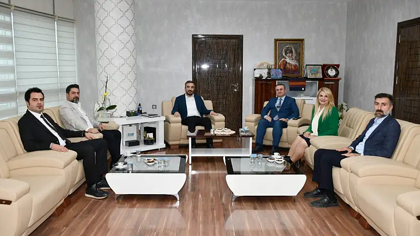 Uyanıkoğlu'ndan Başkan Torunoğlu'na ziyaret