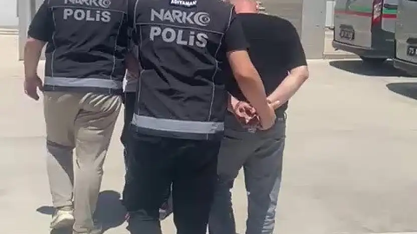 Uyuşturucu operasyonunda 2 şahıs tutuklandı