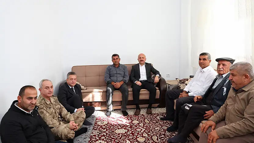 Vali Varol: Asrın felaketini, asrın birlikteliğine dönüştürmenin gururunu yaşıyoruz