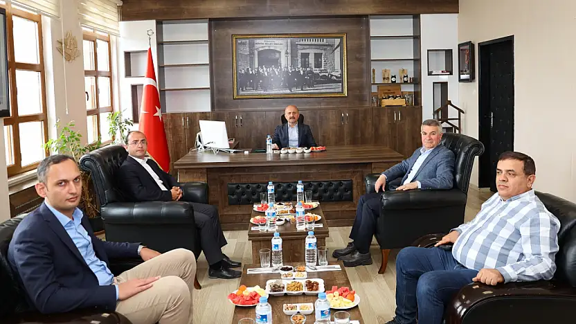 Vali Varol'dan Tut Kaymakamlığına ziyaret